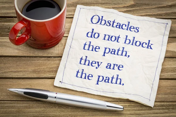 Obstakels Blokkeer niet het pad ... — Stockfoto