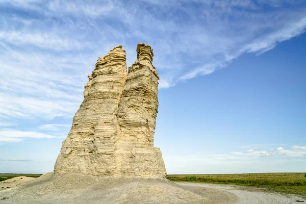 Kansas bozkırındaki Castle Rock — Stok fotoğraf