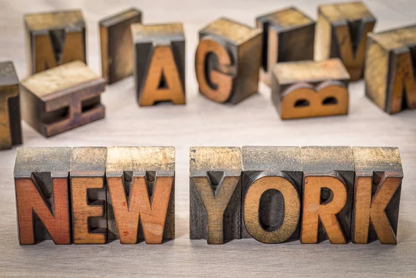 New York mot abstrait dans le type de bois — Photo