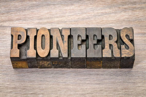 Pioneers banner in letterpress woodtype — Stock Photo, Image