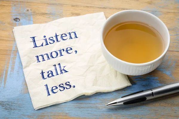 Lyssna mer, tala mindre — Stockfoto