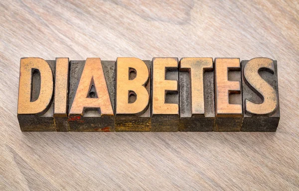 Diabetes - palabra en tipografía tipo madera —  Fotos de Stock