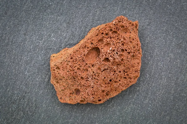 Escória amostra de rocha ígnea — Fotografia de Stock