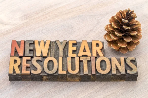 New Year resolutions word abstract in wood type — Stock Photo, Image