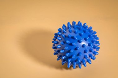 dikenli kendi kendine masaj topu