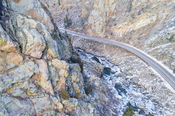 Desfiladeiro do Rio Poudre no inverno — Fotografia de Stock