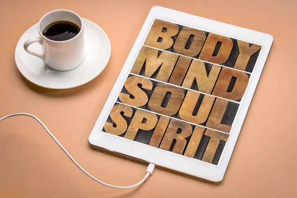 Körper, Geist, Seele und Geist auf Tabletten — Stockfoto