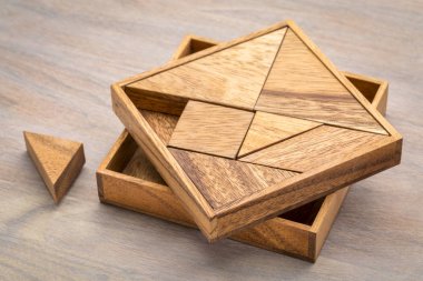 Tangram - Çin Bulmacası oyunu