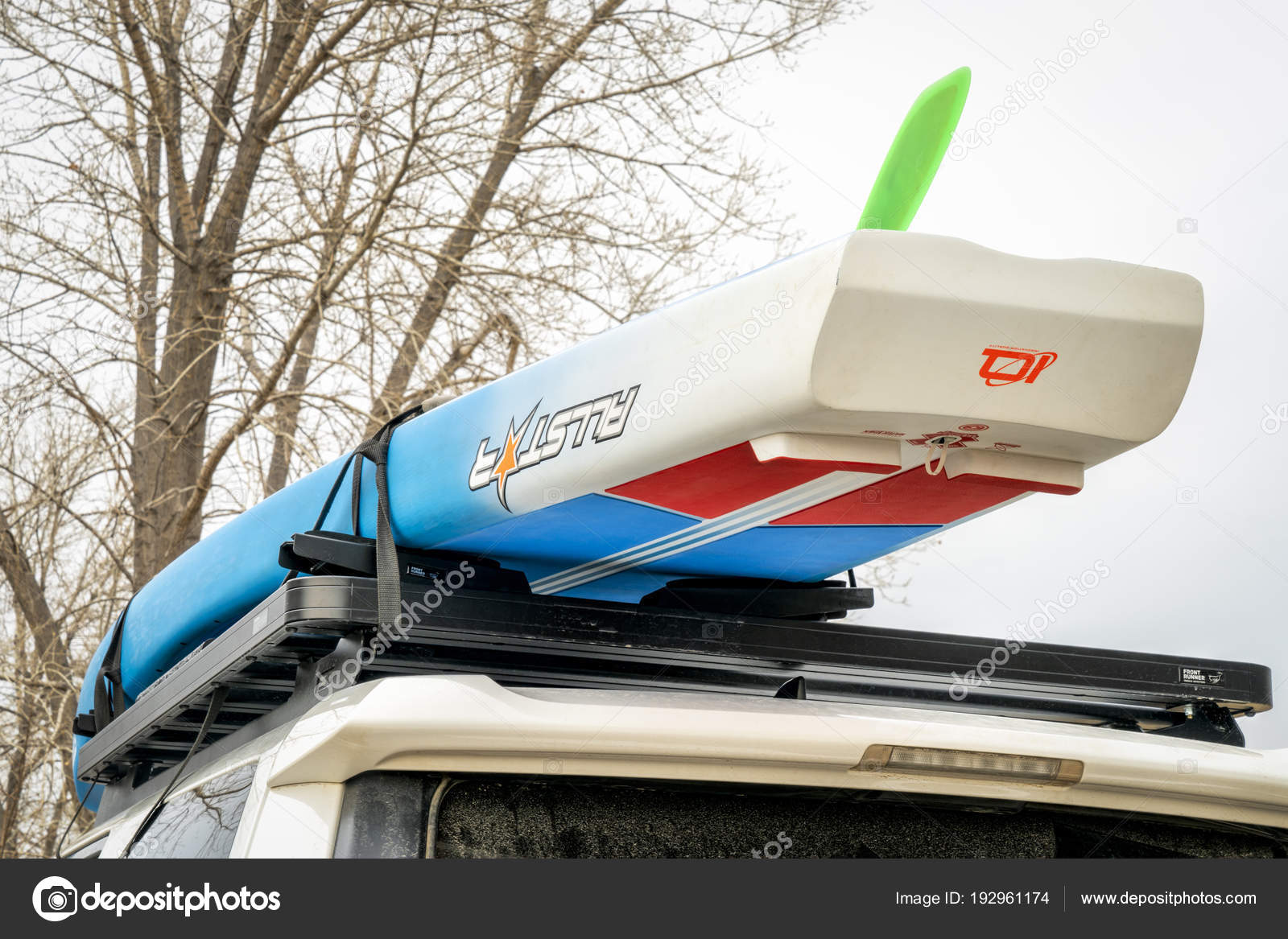 Paddle Board Car Racks >> Racing Paddleboard On Roof Of Toyota 4runner Suv Stock Paddle Board Car Racks >> Racing Paddleboard On Roof Of Toyota 4runner Suv Stock