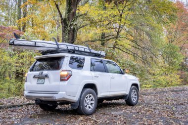 Toyota 4runner SUv stand-up pedallı 