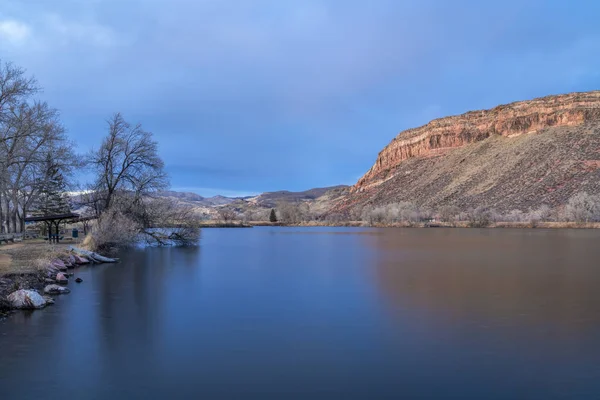 Crépuscule calme sur les contreforts du Colorado — Photo
