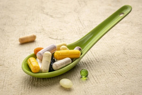 Vitaminler ve İlaveler — Stok fotoğraf