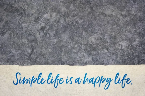 简朴的生活是一种快乐的、鼓舞人心的笔迹 — 图库照片