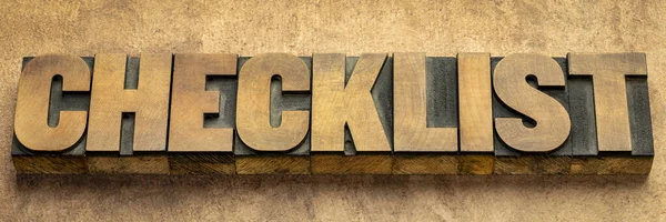 Checklist word in vintage wood type — Stock Photo, Image