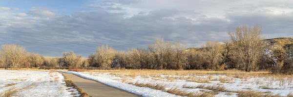 Paysage Hivernal Sur Une Piste Cyclable Panorama Sentier Rivière Poudre — Photo