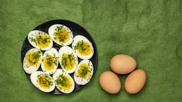 Boiled Chicken Eggs Fresh Green Chive Salt Pepper Black Plate — Stock Photo, Image
