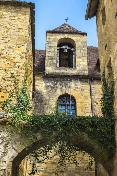 Medieval buildings in Sarlat-la-Caneda; Dordogne; France — 图库照片