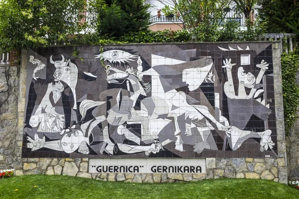 Picasso 's Guernica na rua Calle Allende Salazar Imagens De Bancos De Imagens Sem Royalties