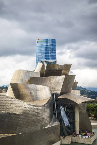 Museo Guggenheim del arquitecto Frank Gehry en Bilbao — Foto de Stock