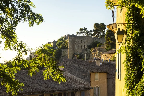 Menerbes Köyü Luberon Provence Fransa'da seyahat — Stok fotoğraf