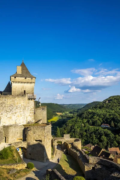 Zamek Castelnaud-la-chapelle w dolinie Dordogne Perigord Noir F — Zdjęcie stockowe