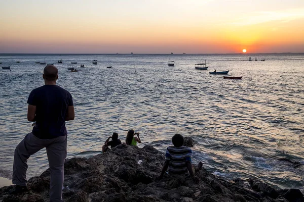 Playa de Porto da Barra, una de las más populares de Salvador do Bah —  Fotos de Stock