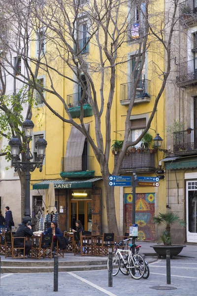 Вид на улицу в квартале Борн в Барселоне — стоковое фото