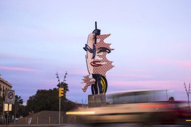 El Cap de Barcelona veya La Cabeza de Barcelona Roy L 'in heykeli