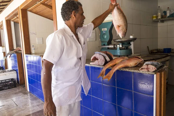 Peixe para venda perto do templo Yemanja em Salvador Brasil — Fotografia de Stock