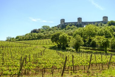 Monteriggioni, Toskana Ortaçağ surlarının