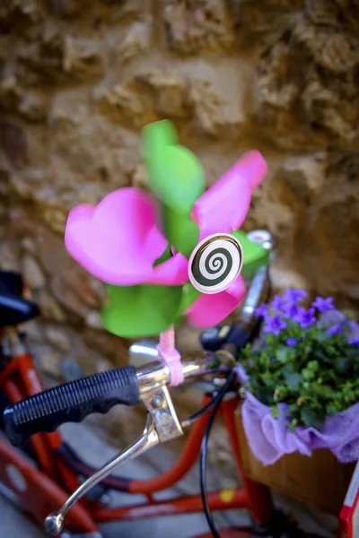 Pinwheel in Pienza medieval town in Tuscany — Stock Photo, Image