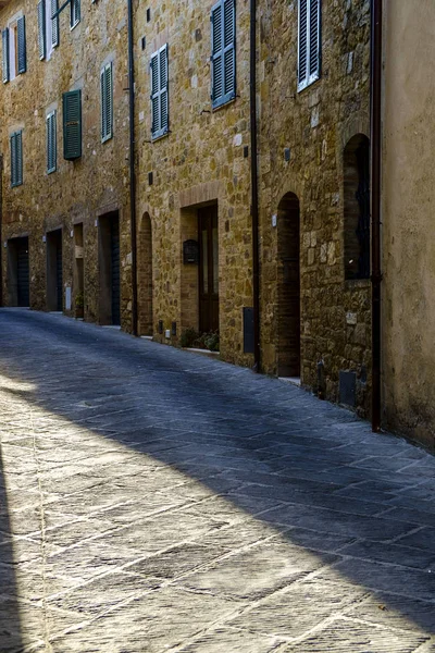 Средневековый город Сан-Квирико-д "Орча в Тоскане — стоковое фото