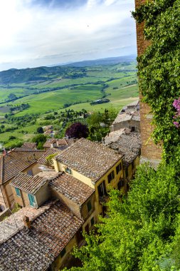 çatıları Montepulciano, Toskana, İtalya