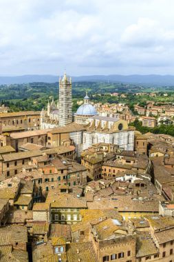 Torre del Mangia Palazz, Duomo ve Campanile görünümünden