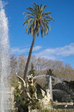 Çeşme basamaklı tasarım tarafından Josep Fontsere Ciutadella Park