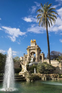 Çeşme basamaklı tasarım tarafından Josep Fontsere Ciutadella Park