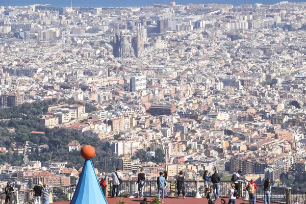 Panoramatický pohled z hlavního města Katalánština od Tibidabo mountain — Stock fotografie