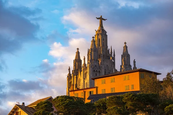 Iglesia expiatoria del Sagrado Corazón en el Tibidabo, Barcelona , —  Fotos de Stock