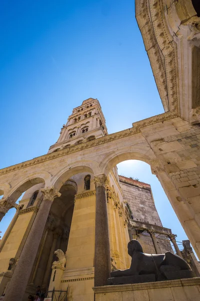 Történelmi város Split, Diocletianus palota, Dalmácia, Horvátország — Stock Fotó
