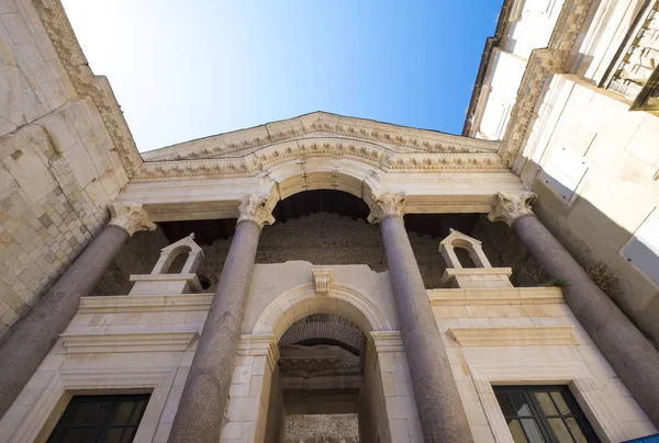 Ciudad histórica de Split, Palacio Diocleciano, Dalmacia, Croacia — Foto de Stock
