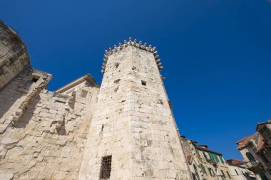 Küme ayracı Radic bölmenin eski kasaba meydanında Panoraması. Eski çekici