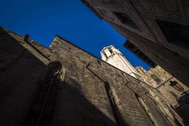 Santa Eulalia Barselona Katedrali ve Barselona Katedrali  