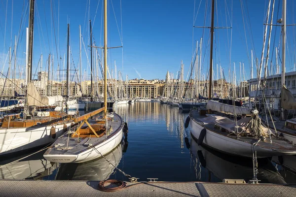 Old harbor, Vieux Port, in Marseille — Stock Photo, Image