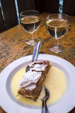 Geleneksel bir restoran Avusturya çölde