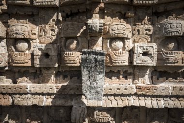 Kabah, Yucatan, Meksika - 13 Ekim 2017: Maya arkeolojik site Kabah Puuc rotasındaki Meksika Yucatan devlet için