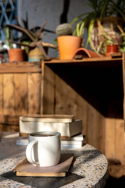 White Cup Cappuccino Coffee Books Old Table Background Old Rustic — Stock Photo, Image