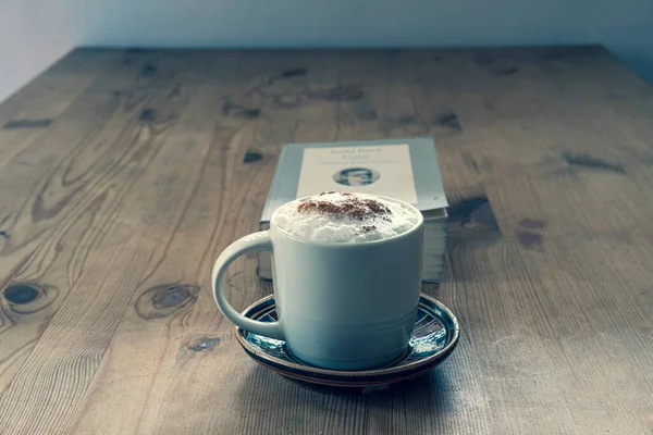 Cup Coffee Closed Book Rustic Wooden Table — Stock Photo, Image