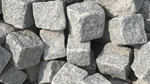 Pilha de pedras de pavimentação — Vídeo de Stock