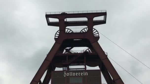 Zollverein bergwerk industriekomplex - essen, deutschland — Stockvideo