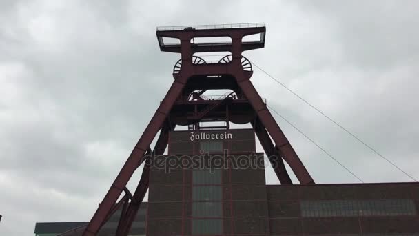 Zollverein Kömür Maden sanayi kompleksi - Essen, Almanya — Stok video